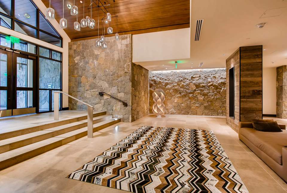 Vail - The Lion Luxury Apartment - Vail, Colorado