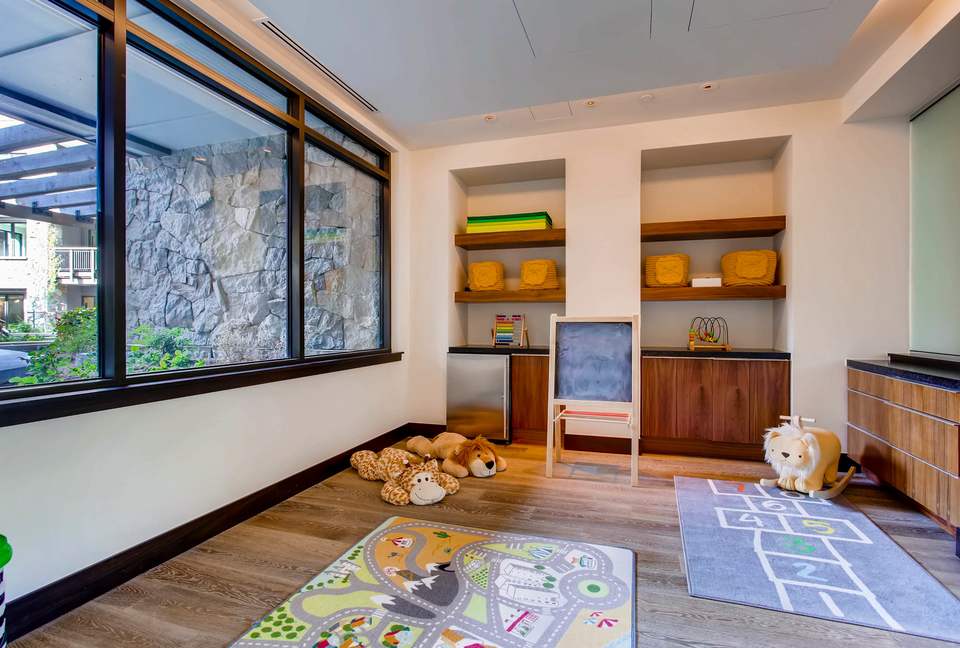 Vail - The Lion Luxury Apartment - Vail, Colorado