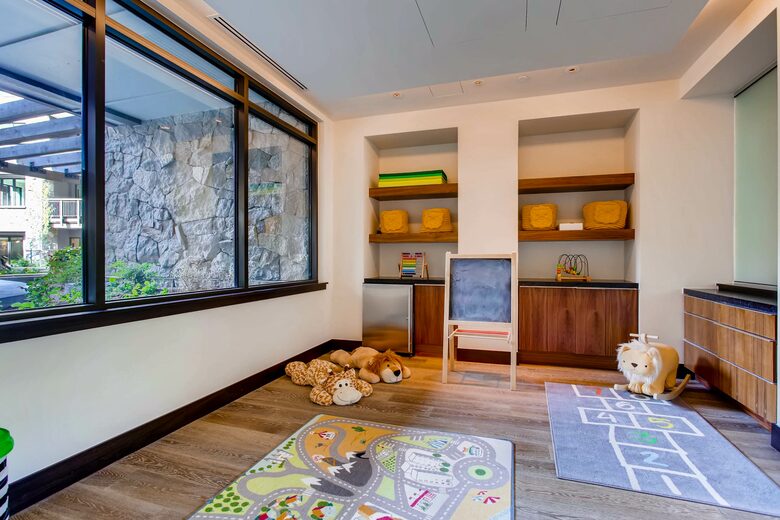 Vail - The Lion Luxury Apartment - Vail, Colorado