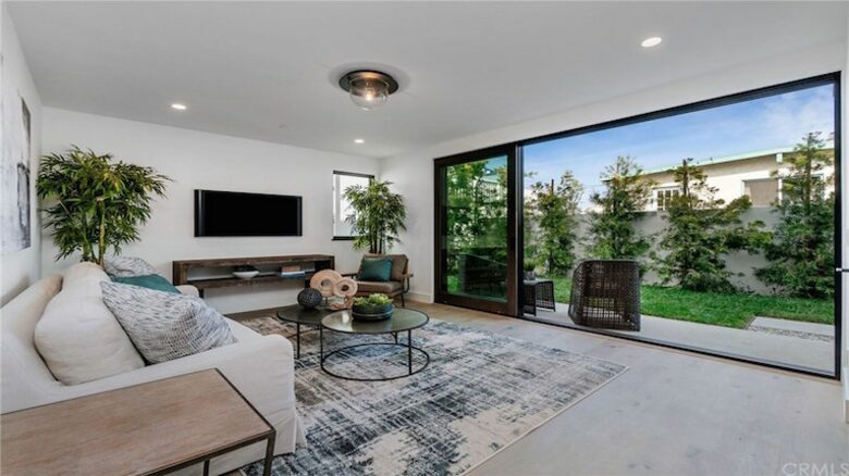 Luxurious New Beach Home - Hermosa Beach, California