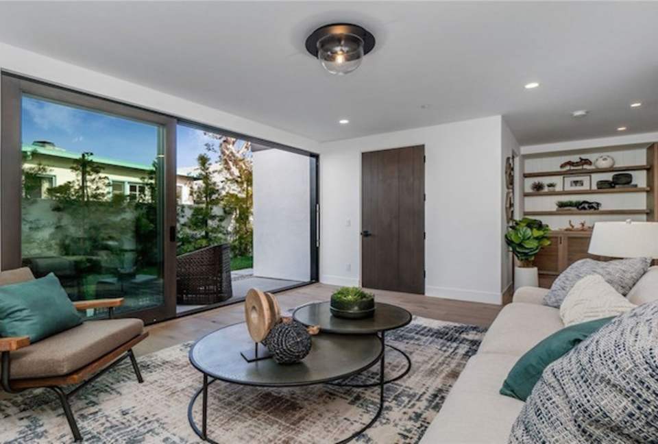 Luxurious New Beach Home - Hermosa Beach, California