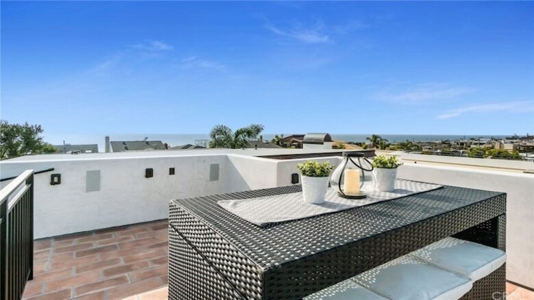 Luxurious New Beach Home - Hermosa Beach, California