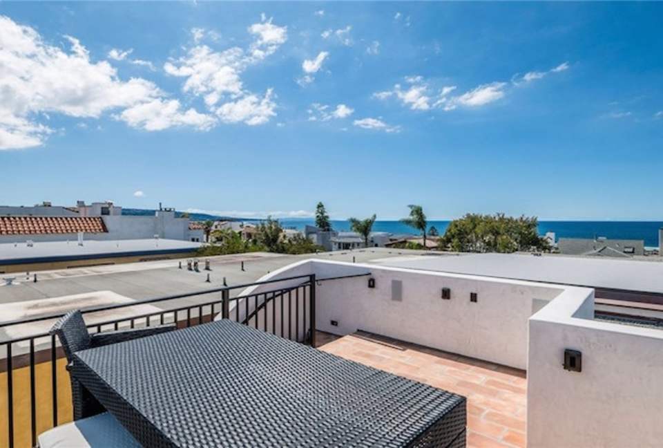 Luxurious New Beach Home - Hermosa Beach, California