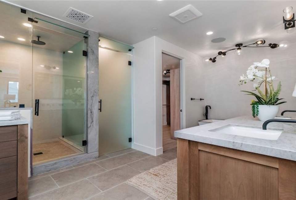 Luxurious New Beach Home - Hermosa Beach, California