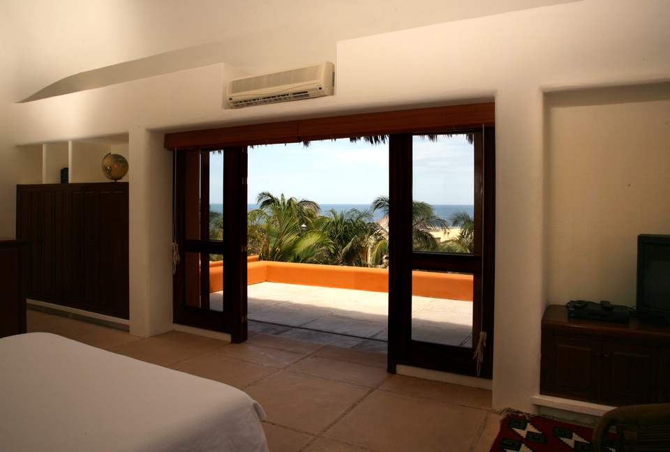 Magnificent Charming Villa - Bahias de Huatulco, Mexico