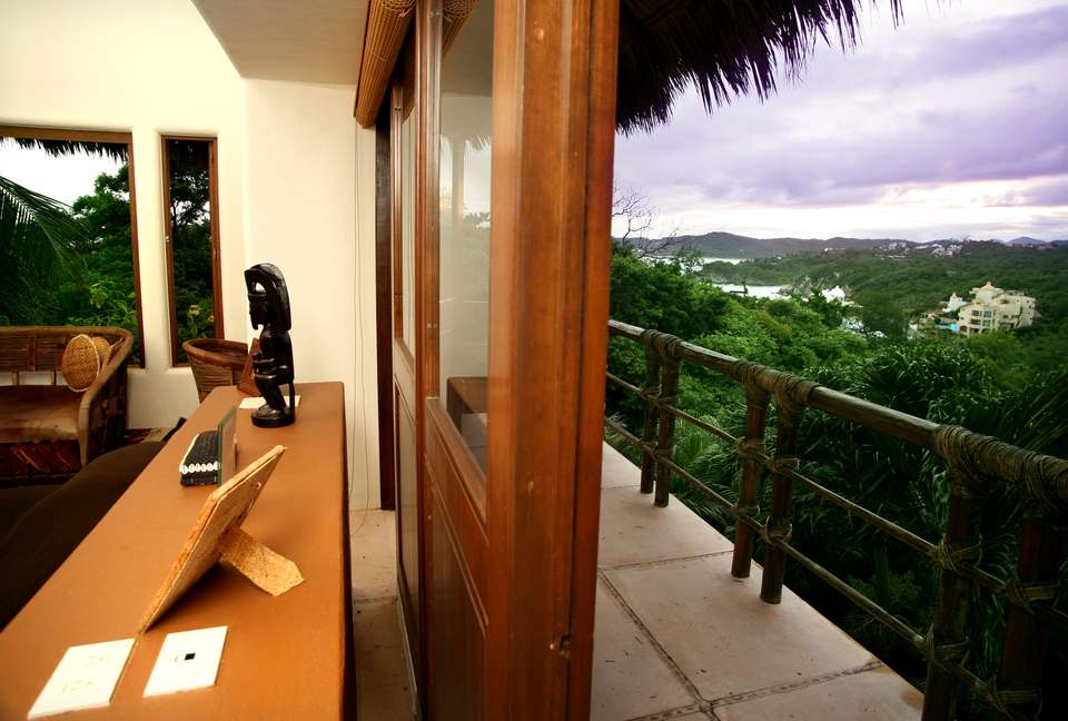 Magnificent Charming Villa - Bahias de Huatulco, Mexico