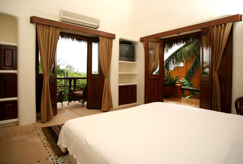 Magnificent Charming Villa - Bahias de Huatulco, Mexico