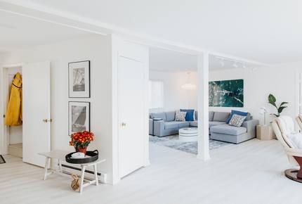 Modern Oceanfront Cottage - Boothbay, Maine