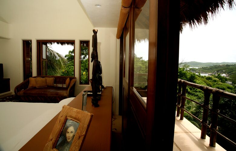 Magnificent Charming Villa - Bahias de Huatulco, Mexico