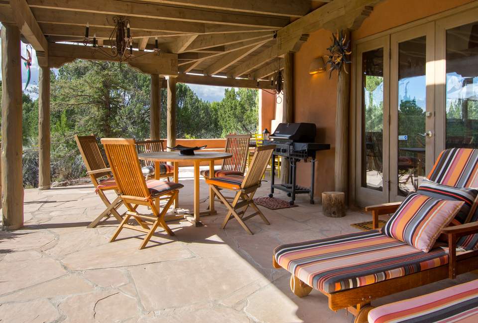 Sprawling Private Santa Fe Manor w/ Opulent Patio - Santa Fe, New Mexico