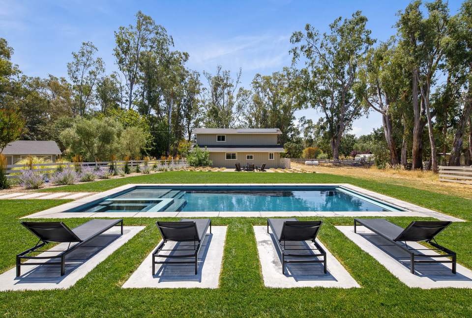 Gorgeous Wine Country Home w/ Pool, Hot Tub & Barn - Sonoma, California