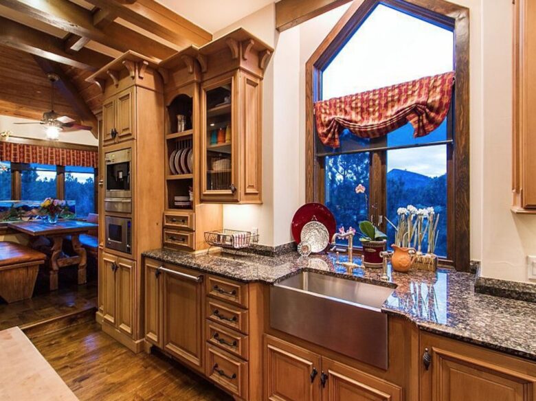 Rustic Grand Colorado Elegance - Larkspur, Colorado