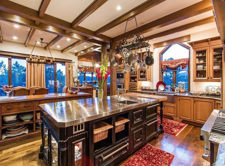 Rustic Grand Colorado Elegance - Larkspur, Colorado
