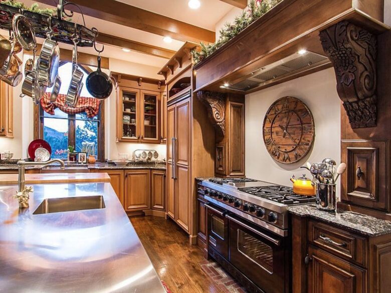 Rustic Grand Colorado Elegance - Larkspur, Colorado