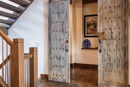 Rustic Grand Colorado Elegance - Larkspur, Colorado