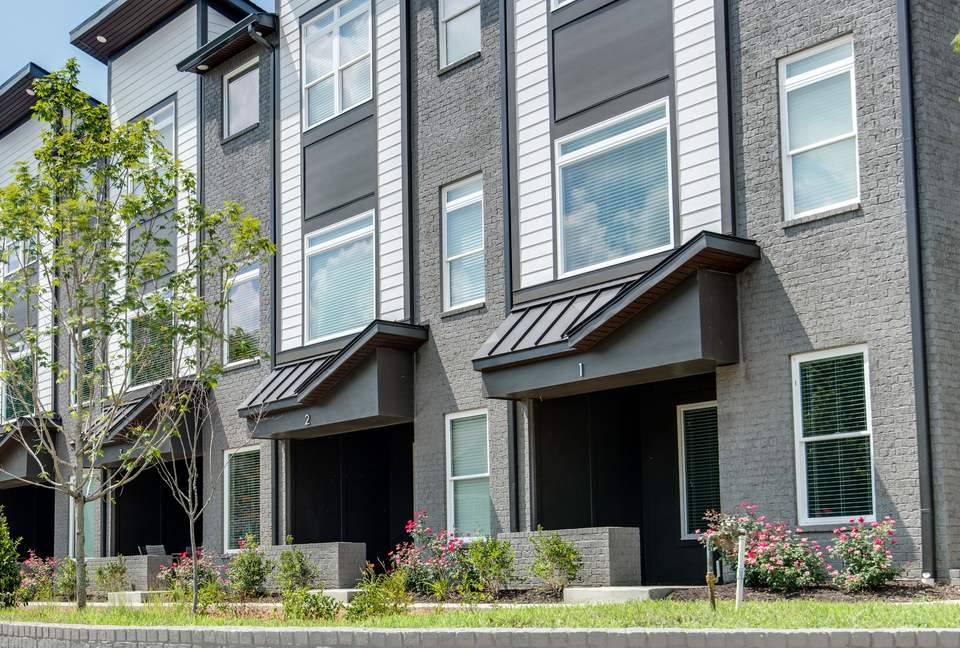 NashVilla - Luxury Townhome by Belmont - Nashville, Tennessee