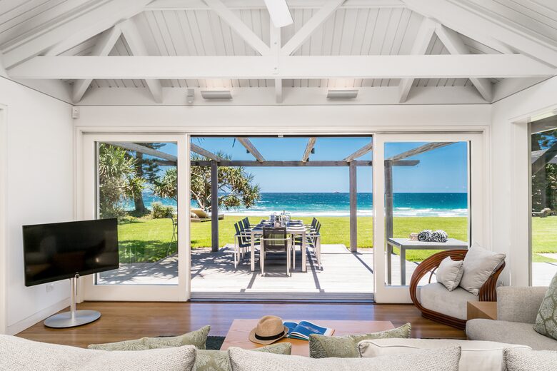 Belongil Sands Byron Bay (R) - Byron Bay, Australia