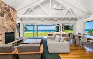 Belongil Sands Byron Bay (R) - Byron Bay, Australia