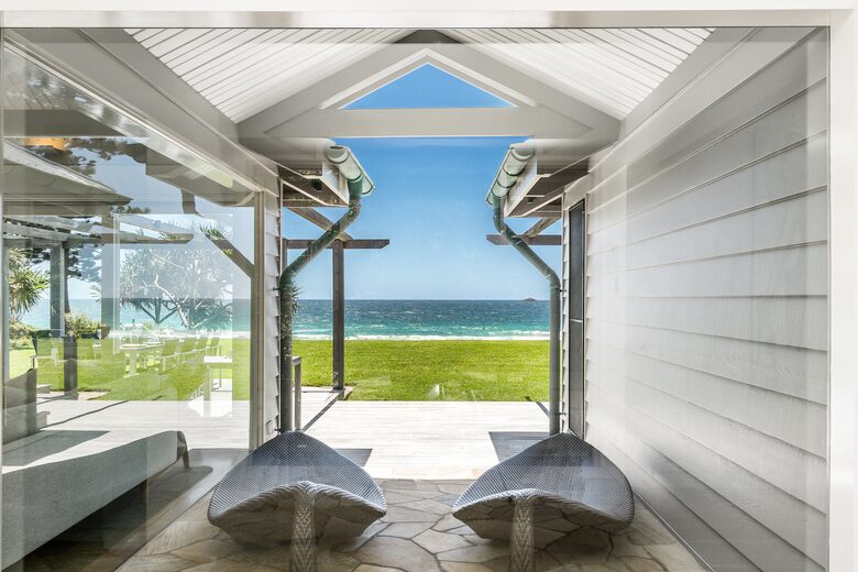 Belongil Sands Byron Bay (R) - Byron Bay, Australia