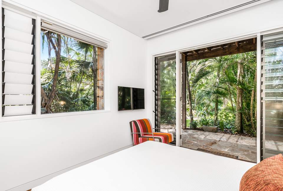 Belongil Sands Byron Bay (R) - Byron Bay, Australia