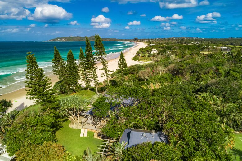 Belongil Sands Byron Bay (R) - Byron Bay, Australia