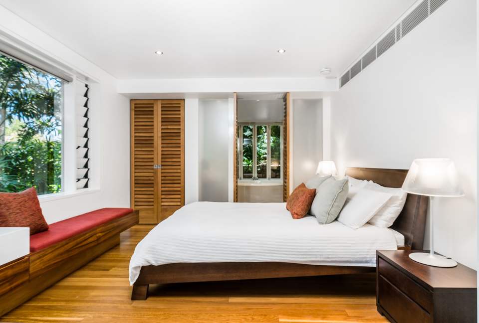 Belongil Sands Byron Bay (R) - Byron Bay, Australia