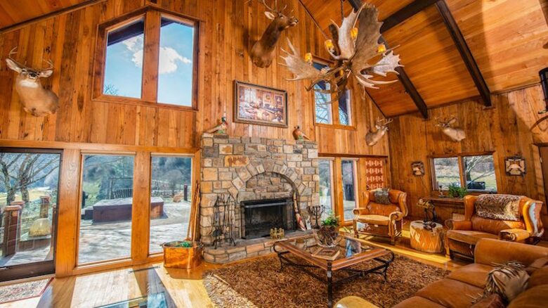 Sugar Grove Estate - Sugar Grove, North Carolina