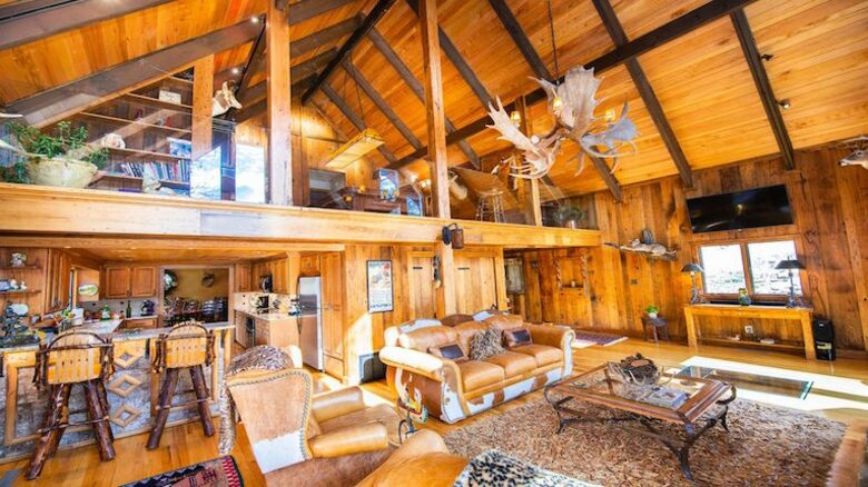 Sugar Grove Estate - Sugar Grove, North Carolina