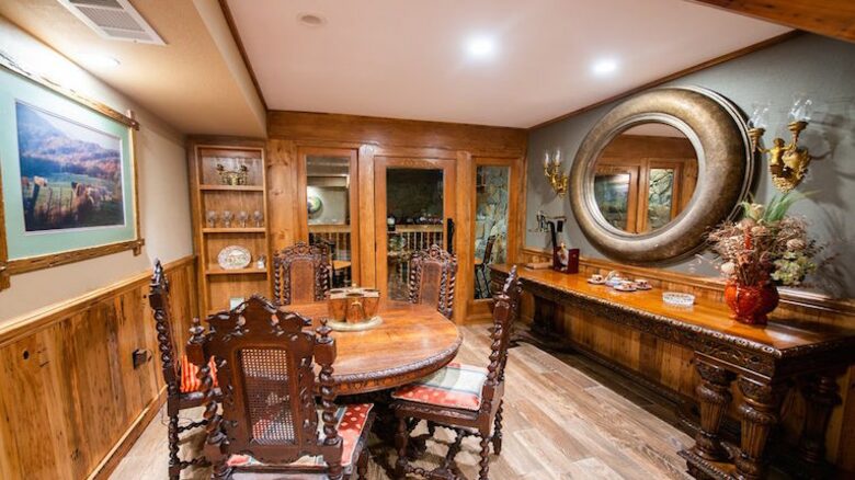 Sugar Grove Estate - Sugar Grove, North Carolina