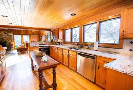 Sugar Grove Estate - Sugar Grove, North Carolina