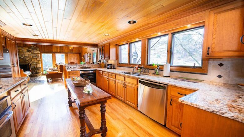 Sugar Grove Estate - Sugar Grove, North Carolina