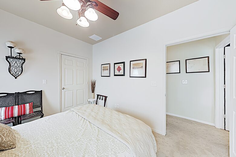 New Listing! Bayfront Home w/ Deck & Fishing Pier - Hitchcock, Texas