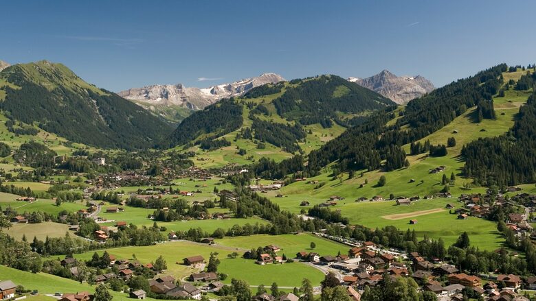Alpine Studio Chalet - Gstaad, Switzerland
