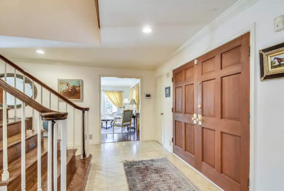 Large McLean Luxury Home - McLean, Virginia