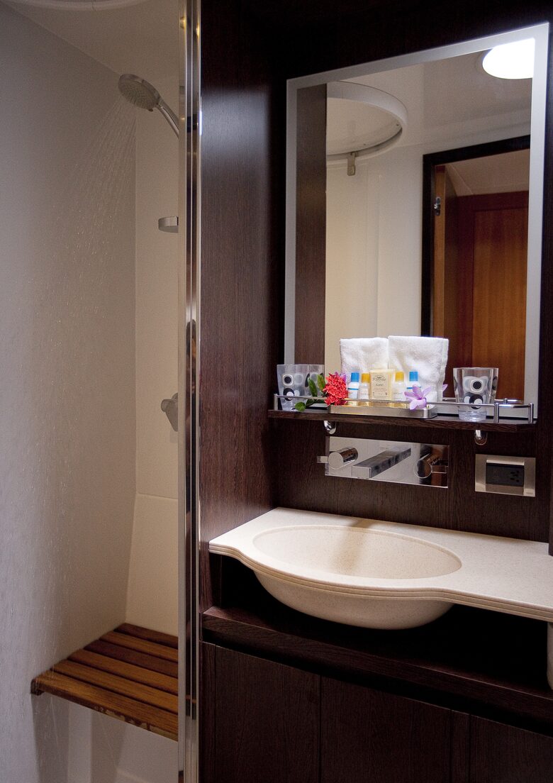 TradeWinds 70ft 5 Cabin Crewed Catamaran Flagship Class – Antigua Sailing Vacation - Jolly Harbour, Antigua and Barbuda