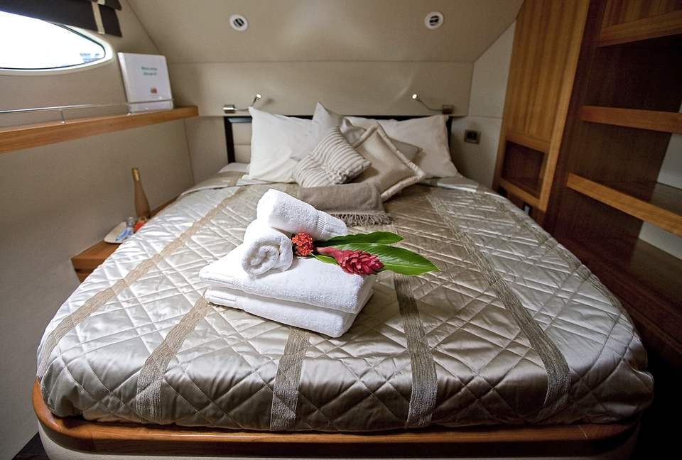 TradeWinds 70ft 5 Cabin Crewed Catamaran Flagship Class – Antigua Sailing Vacation - Jolly Harbour, Antigua and Barbuda