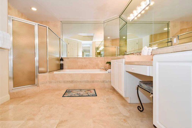 Silver Shells Penthouse 5 - Destin, Florida