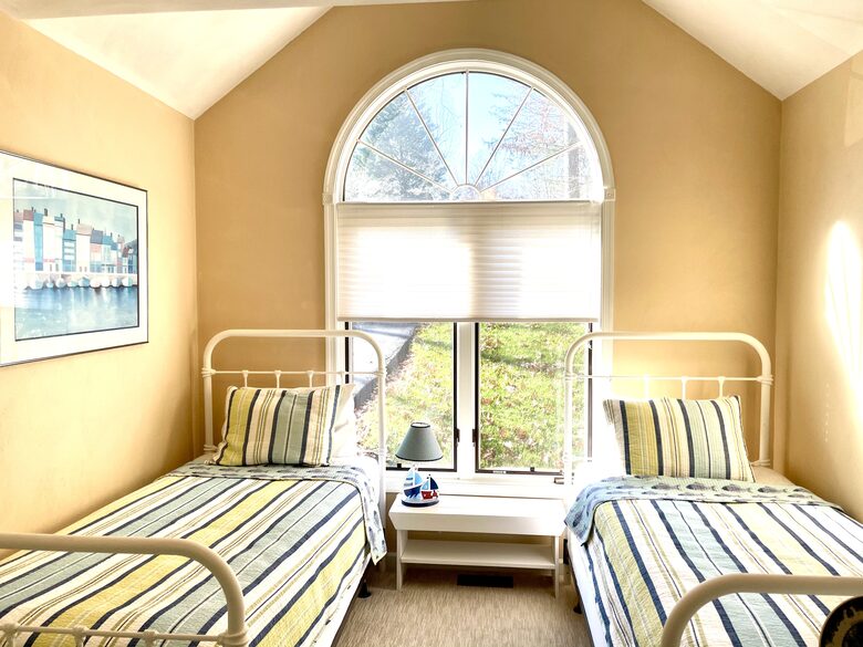 Smith Mountain Lake 5 Bedroom - Moneta, Virginia