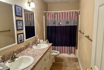 Smith Mountain Lake 5 Bedroom - Moneta, Virginia