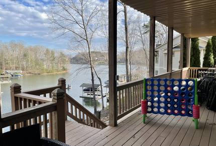 Smith Mountain Lake 5 Bedroom - Moneta, Virginia