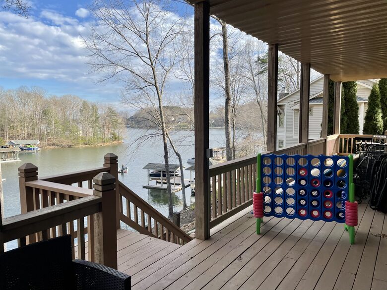 Smith Mountain Lake 5 Bedroom - Moneta, Virginia