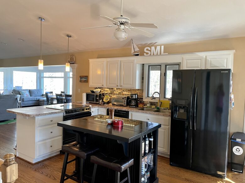 Smith Mountain Lake 5 Bedroom - Moneta, Virginia