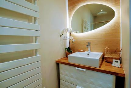 Emerald Green House in Brittany - Saint Lunaire, France