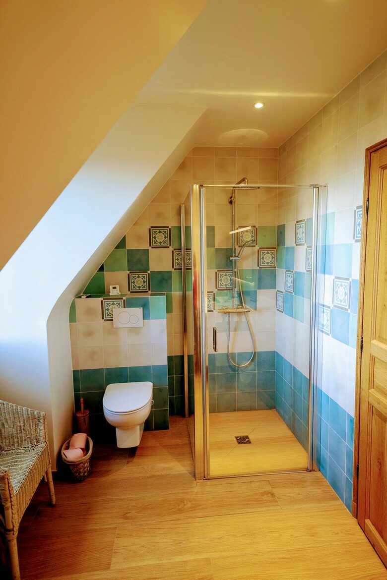 Emerald Green House in Brittany - Saint Lunaire, France