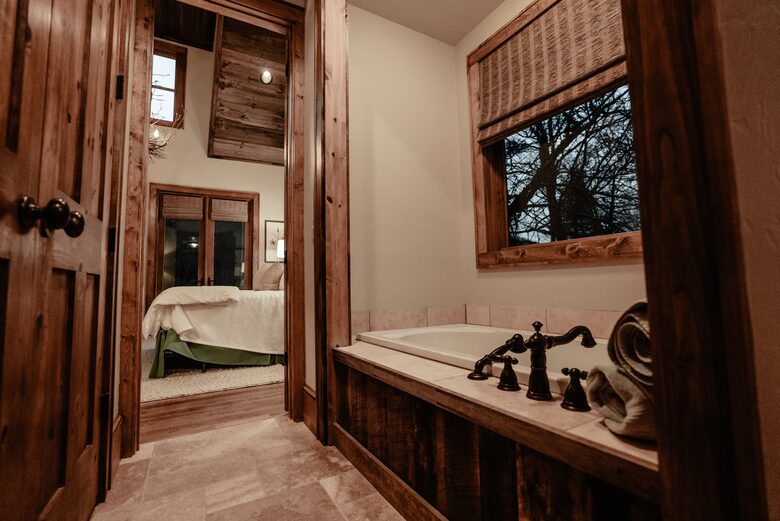 Laurelwood - Near Cashiers and Highlands! - Glenville, North Carolina