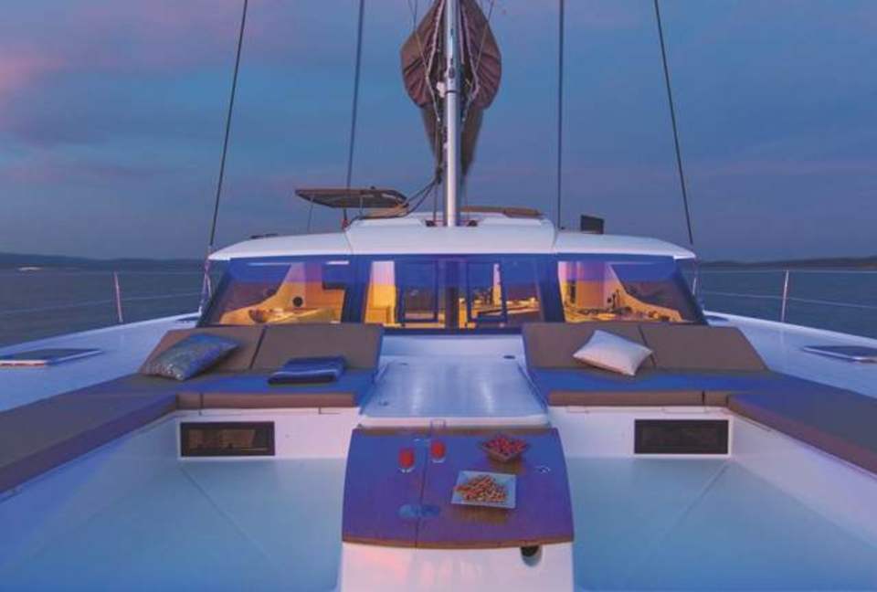 TradeWinds 52ft 5 Cabin Crewed Catamaran Cruising Class - British Virgin Islands Sailing Vacation - Tortola, Virgin Islands, British