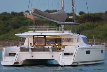 TradeWinds 52ft 5 Cabin Crewed Catamaran Cruising Class - British Virgin Islands Sailing Vacation - Tortola, Virgin Islands, British