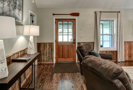 Oxbow Luxe Modern Farmhouse - near Asheville - Weaverville, North Carolina