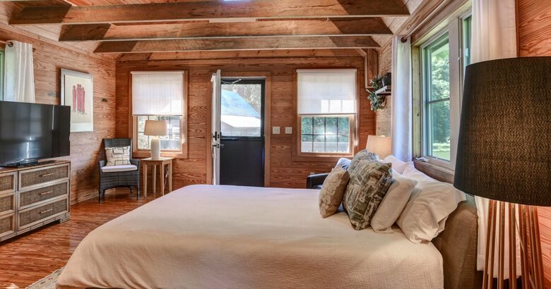 Oxbow Luxe Modern Farmhouse - near Asheville - Weaverville, North Carolina