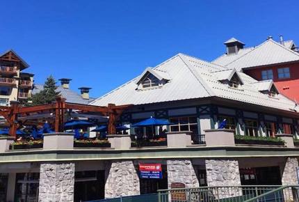 Whiski Jack Studio in Whistler Town Plaza - Whistler, Canada